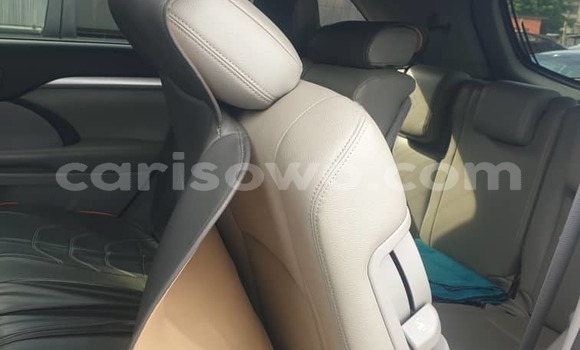 Acheter Occasion Voiture Toyota Highlander Noir à Cotonou, Benin Acheter Occasion Voiture Toyota Highlander Noir à Cotonou, Benin