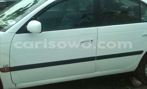 Acheter Occasion Voiture Toyota Avensis Blanc à Cotonou, Benin Acheter Occasion Voiture Toyota Avensis Blanc à Cotonou, Benin