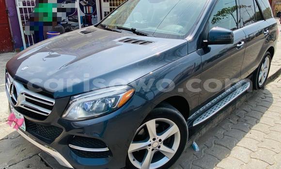 Acheter Occasion Voiture Mercedes-Benz GLK–Class Noir à Cotonou, Benin Acheter Occasion Voiture Mercedes-Benz GLK–Class Noir à Cotonou, Benin