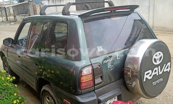 Sayi Na hannu Toyota RAV4 Sauran Mota in Cotonou a Benin Sayi Na hannu Toyota RAV4 Sauran Mota in Cotonou a Benin