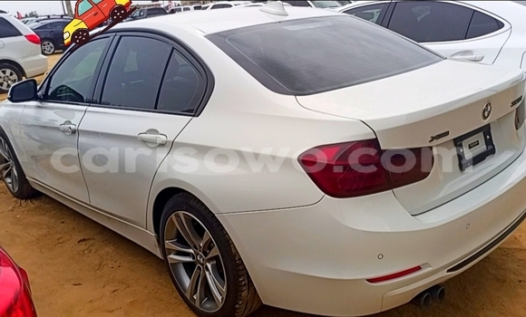 Sayi Na hannu BMW M3 White Mota in Cotonou a Benin Sayi Na hannu BMW M3 White Mota in Cotonou a Benin