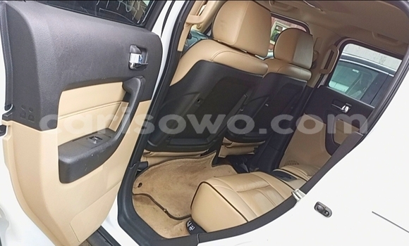 Acheter Occasion Voiture Hummer H3 Blanc à Cotonou, Benin Acheter Occasion Voiture Hummer H3 Blanc à Cotonou, Benin