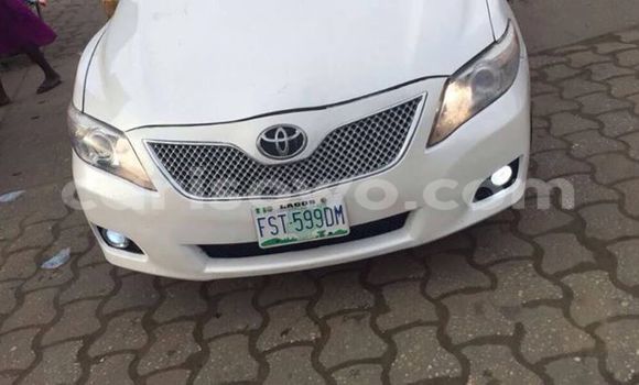 Acheter Occasion Voiture Toyota Camry Blanc à Cotonou au Benin Acheter Occasion Voiture Toyota Camry Blanc à Cotonou au Benin