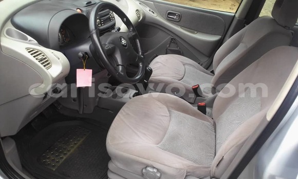 Buy Used Nissan Tino Silver Car in Abomey Calavi in Benign