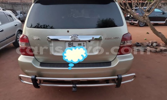Acheter Occasion Voiture Toyota Highlander Gris à Abomey Calavi, Benin Acheter Occasion Voiture Toyota Highlander Gris à Abomey Calavi, Benin