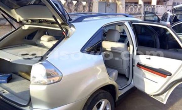 Ra Àlòkù Lexus RX 330 Silver Ọkọ̀ in Cotonou ni Benin Ra Àlòkù Lexus RX 330 Silver Ọkọ̀ in Cotonou ni Benin