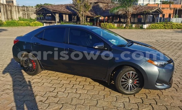 Ra Tuntun Toyota Corolla Black Ọkọ̀ in Cotonou ni Benin Ra Tuntun Toyota Corolla Black Ọkọ̀ in Cotonou ni Benin