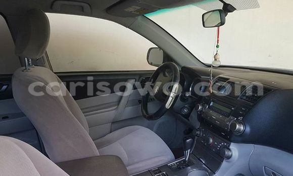 Ra Àlòkù Toyota Highlander Blue Ọkọ̀ in Savalou ni Benin Ra Àlòkù Toyota Highlander Blue Ọkọ̀ in Savalou ni Benin