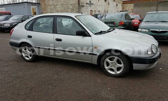 Ra Àlòkù Toyota Corolla Silver Ọkọ̀ in Cotonou ni Benin Ra Àlòkù Toyota Corolla Silver Ọkọ̀ in Cotonou ni Benin