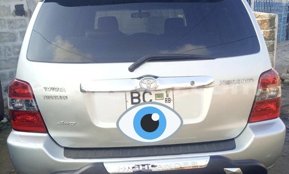 Acheter Occasion Voiture Toyota Highlander Blanc à Cotonou, Benin Acheter Occasion Voiture Toyota Highlander Blanc à Cotonou, Benin