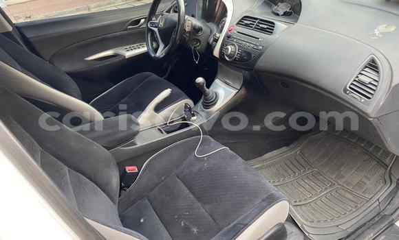 Acheter Occasion Voiture Honda Civic Blanc à Cotonou, Benin Acheter Occasion Voiture Honda Civic Blanc à Cotonou, Benin