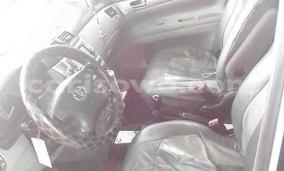 Acheter Occasion Voiture Toyota Avensis Gris à Cotonou, Benin Acheter Occasion Voiture Toyota Avensis Gris à Cotonou, Benin