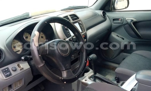 Acheter Occasion Voiture Toyota RAV4 Gris à Abomey Calavi, Benin Acheter Occasion Voiture Toyota RAV4 Gris à Abomey Calavi, Benin