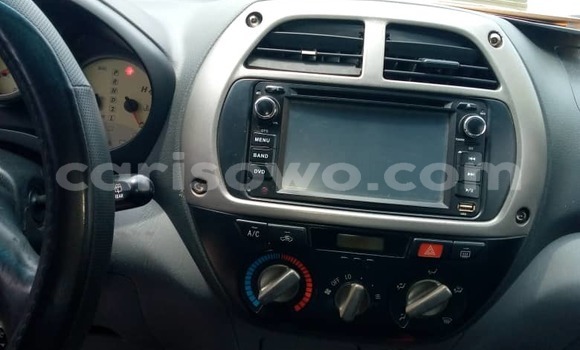 Acheter Occasion Voiture Toyota RAV4 Gris à Abomey Calavi, Benin Acheter Occasion Voiture Toyota RAV4 Gris à Abomey Calavi, Benin