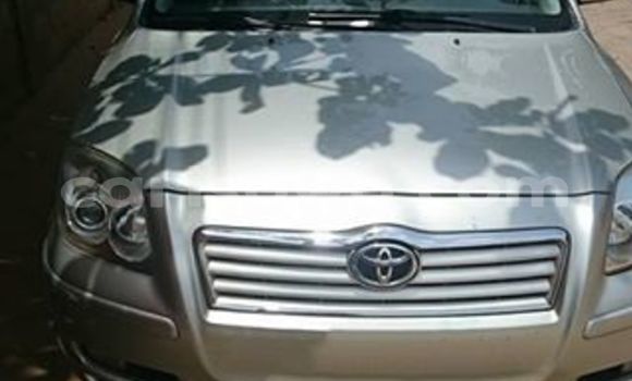 Acheter Occasion Voiture Toyota Avensis Gris à Cotonou au Benin Acheter Occasion Voiture Toyota Avensis Gris à Cotonou au Benin