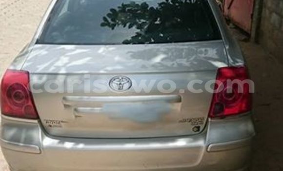 Ra Àlòkù Toyota Avensis Silver Ọkọ̀ in Cotonou ni Benin Ra Àlòkù Toyota Avensis Silver Ọkọ̀ in Cotonou ni Benin