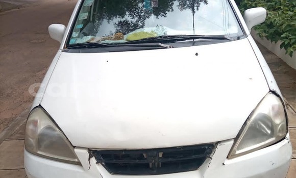 Acheter Occasion Voiture Suzuki Liana Blanc à Abomey Calavi, Benin Acheter Occasion Voiture Suzuki Liana Blanc à Abomey Calavi, Benin
