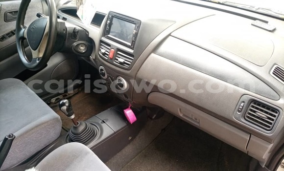 Acheter Occasion Voiture Suzuki Liana Blanc à Abomey Calavi, Benin Acheter Occasion Voiture Suzuki Liana Blanc à Abomey Calavi, Benin