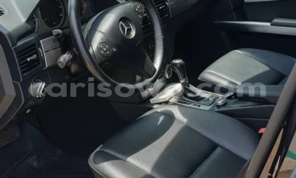 Sayi Na hannu Mercedes-Benz GLK–Class Black Mota in Abomey Calavi a Benin