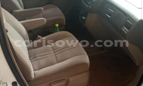 Acheter Occasion Voiture Toyota Sienna Blanc à Abomey Calavi, Benin Acheter Occasion Voiture Toyota Sienna Blanc à Abomey Calavi, Benin