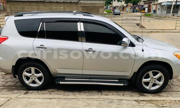 Acheter Occasion Voiture Toyota RAV4 Gris à Abomey Calavi, Benin Acheter Occasion Voiture Toyota RAV4 Gris à Abomey Calavi, Benin