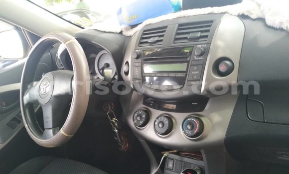 Acheter Occasion Voiture Toyota RAV4 Noir à Cotonou, Benin Acheter Occasion Voiture Toyota RAV4 Noir à Cotonou, Benin