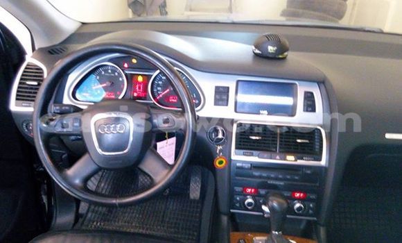 Ra Tuntun Audi Q7 Black Ọkọ̀ in Cotonou ni Benin Ra Tuntun Audi Q7 Black Ọkọ̀ in Cotonou ni Benin