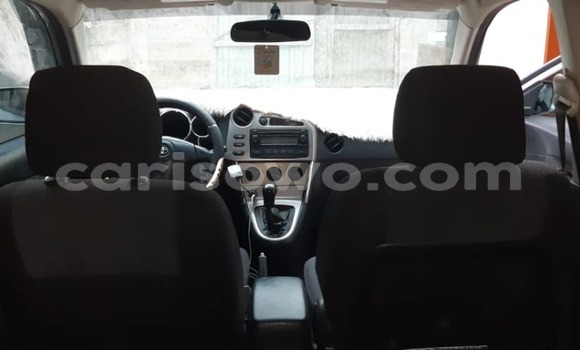 Sayi Na hannu Toyota Matrix Sauran Mota in Cotonou a Benin Sayi Na hannu Toyota Matrix Sauran Mota in Cotonou a Benin