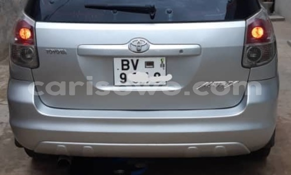 Sayi Na hannu Toyota Matrix Sauran Mota in Cotonou a Benin Sayi Na hannu Toyota Matrix Sauran Mota in Cotonou a Benin