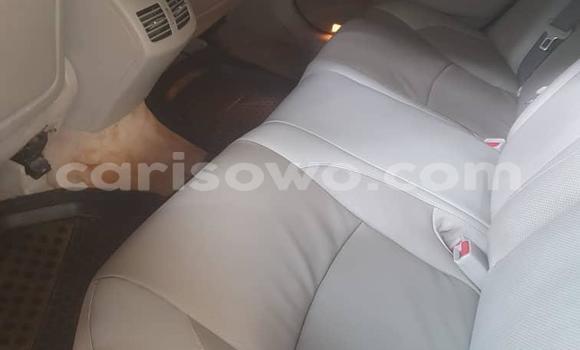 Sayi Na hannu Lexus ES Azurfa Mota in Abomey Calavi a Benin Sayi Na hannu Lexus ES Azurfa Mota in Abomey Calavi a Benin