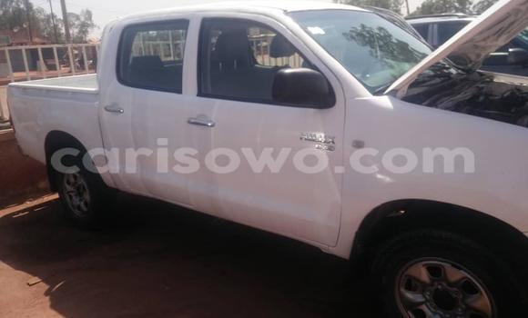 Acheter Occasion Voiture Toyota Hilux Blanc à Cotonou, Benin Acheter Occasion Voiture Toyota Hilux Blanc à Cotonou, Benin