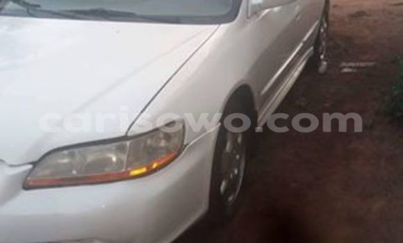 Acheter Occasion Voiture Honda Accord Blanc à Cotonou au Benin Acheter Occasion Voiture Honda Accord Blanc à Cotonou au Benin
