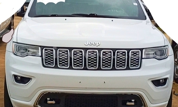 Acheter Occasion Voiture Jeep Grand Cherokee Blanc à Cotonou, Benin