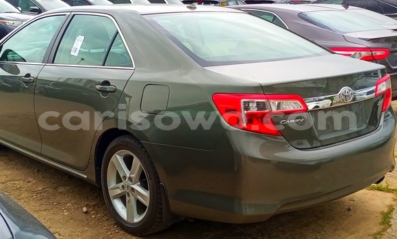 Sayi Na hannu Toyota Camry Sauran Mota in Cotonou a Benin Sayi Na hannu Toyota Camry Sauran Mota in Cotonou a Benin