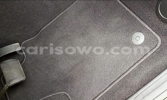 Sayi Na hannu Jeep Grand Cherokee Azurfa Mota in Cotonou a Benin Sayi Na hannu Jeep Grand Cherokee Azurfa Mota in Cotonou a Benin