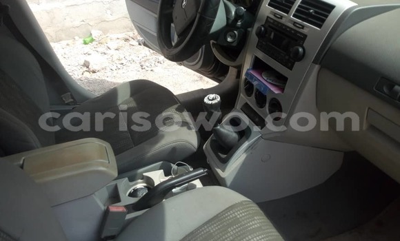 Sayi Na hannu Dodge Caliber Black Mota in Cotonou a Benin Sayi Na hannu Dodge Caliber Black Mota in Cotonou a Benin