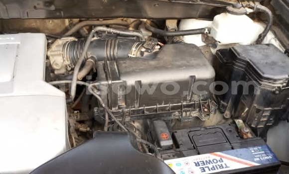 Acheter Occasion Voiture Toyota Highlander Blanc à Abomey Calavi, Benin Acheter Occasion Voiture Toyota Highlander Blanc à Abomey Calavi, Benin