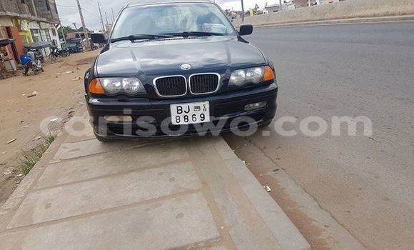 Ra Àlòkù BMW 3–Series Black Ọkọ̀ in Abomey Calavi ni Benin Ra Àlòkù BMW 3–Series Black Ọkọ̀ in Abomey Calavi ni Benin