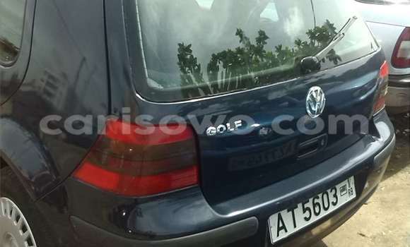 Acheter Occasion Voiture Volkswagen Golf Bleu à Cotonou, Benin Acheter Occasion Voiture Volkswagen Golf Bleu à Cotonou, Benin