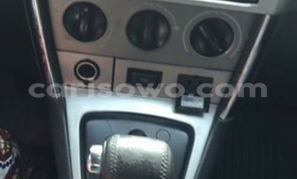 Ra Àlòkù Toyota Matrix funfun Ọkọ̀ in Cotonou ni Benin Ra Àlòkù Toyota Matrix funfun Ọkọ̀ in Cotonou ni Benin