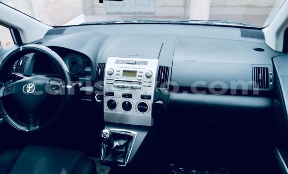 Acheter Occasion Voiture Toyota Corolla Verso Gris à Abomey Calavi, Benin Acheter Occasion Voiture Toyota Corolla Verso Gris à Abomey Calavi, Benin