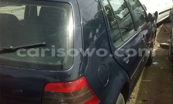 Acheter Occasion Voiture Volkswagen Golf Bleu à Cotonou, Benin Acheter Occasion Voiture Volkswagen Golf Bleu à Cotonou, Benin