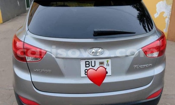 Buy Used Hyundai Tucson Silver Car in Abomey Calavi in Benign