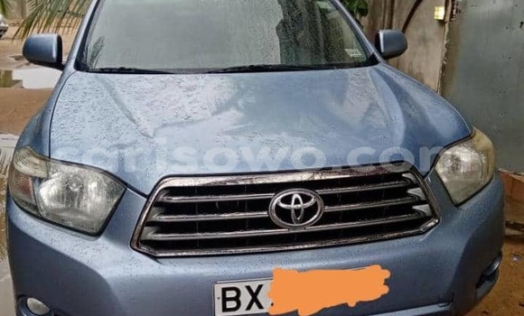 Sayi Na hannu Toyota Highlander Blue Mota in Abomey Calavi a Benin