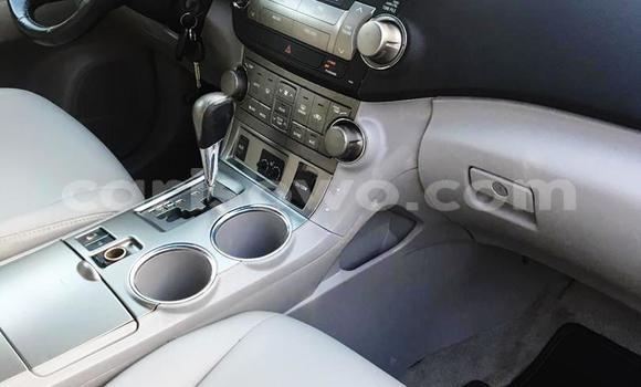 Acheter Occasion Voiture Toyota Highlander Gris à Cotonou, Benin Acheter Occasion Voiture Toyota Highlander Gris à Cotonou, Benin