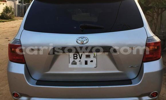 Acheter Occasion Voiture Toyota Highlander Gris à Cotonou, Benin Acheter Occasion Voiture Toyota Highlander Gris à Cotonou, Benin