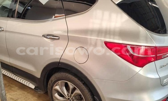 Acheter Occasion Voiture Hyundai Santa Fe Gris à Cotonou, Benin Acheter Occasion Voiture Hyundai Santa Fe Gris à Cotonou, Benin