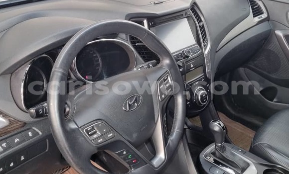 Acheter Occasion Voiture Hyundai Santa Fe Gris à Cotonou, Benin Acheter Occasion Voiture Hyundai Santa Fe Gris à Cotonou, Benin