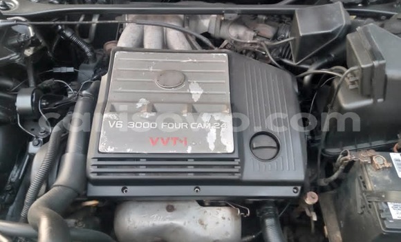 Sayi Na hannu Toyota Highlander Blue Mota in Abomey Calavi a Benin