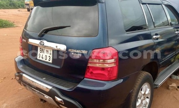 Acheter Occasion Voiture Toyota Highlander Bleu à Abomey Calavi, Benin Acheter Occasion Voiture Toyota Highlander Bleu à Abomey Calavi, Benin